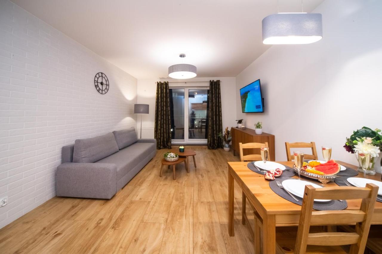 Maya'S Flats & Resorts 74 - Swietej Barbary กดัญสก์ ภายนอก รูปภาพ